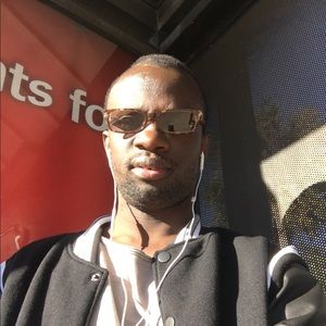 Meet your Posher, Jonathan